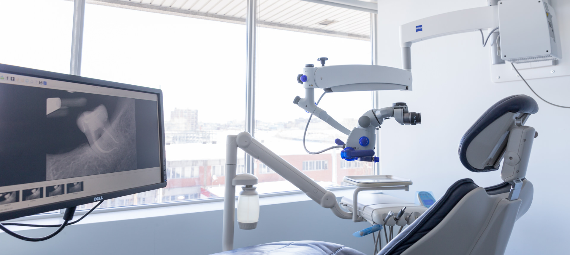 Photo of a scan and microscope