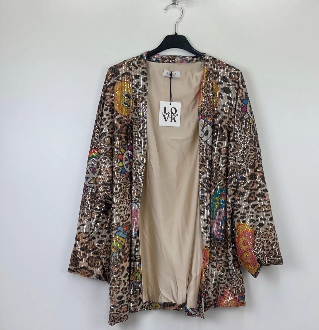 50% viscose, 50% POLYESTER. Taille unique.