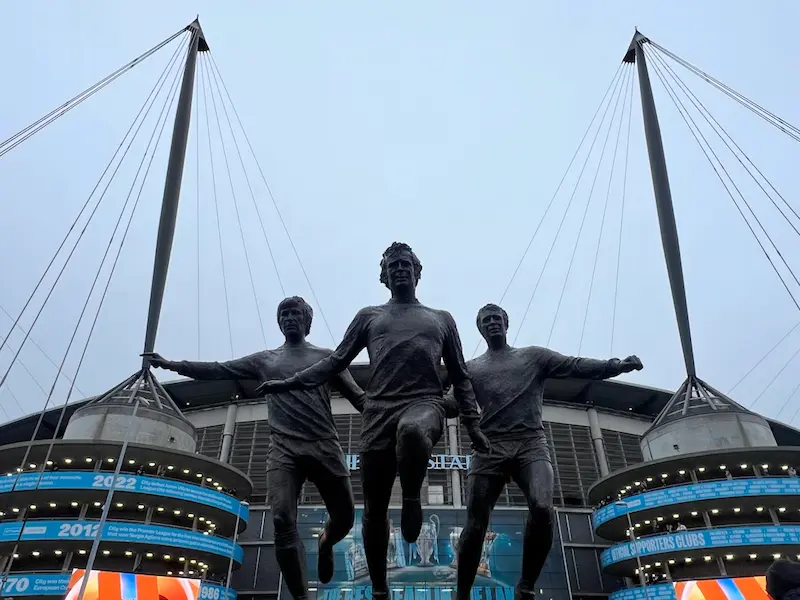 Statues Etihad Stadium