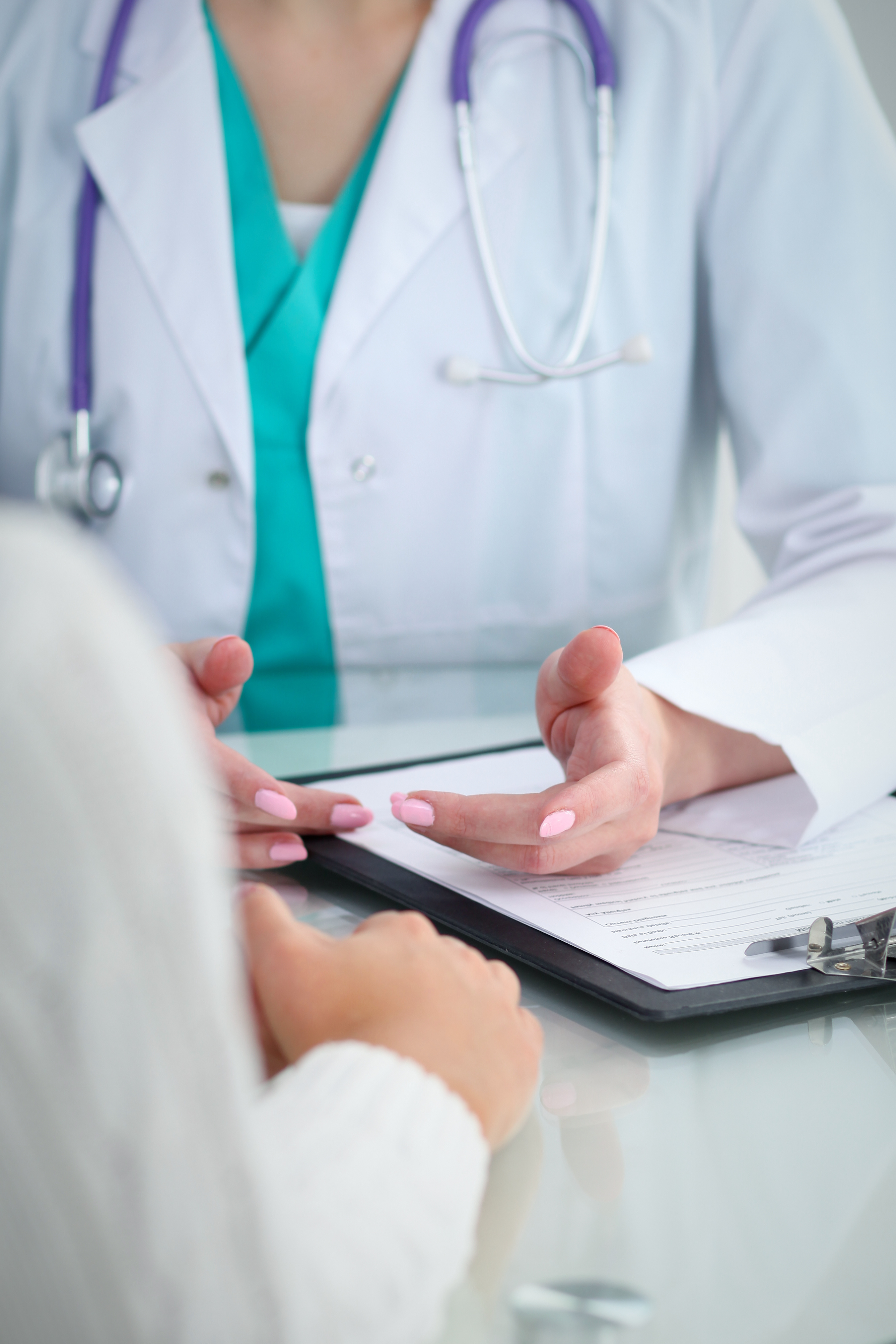 A doctor talking to a paitnet