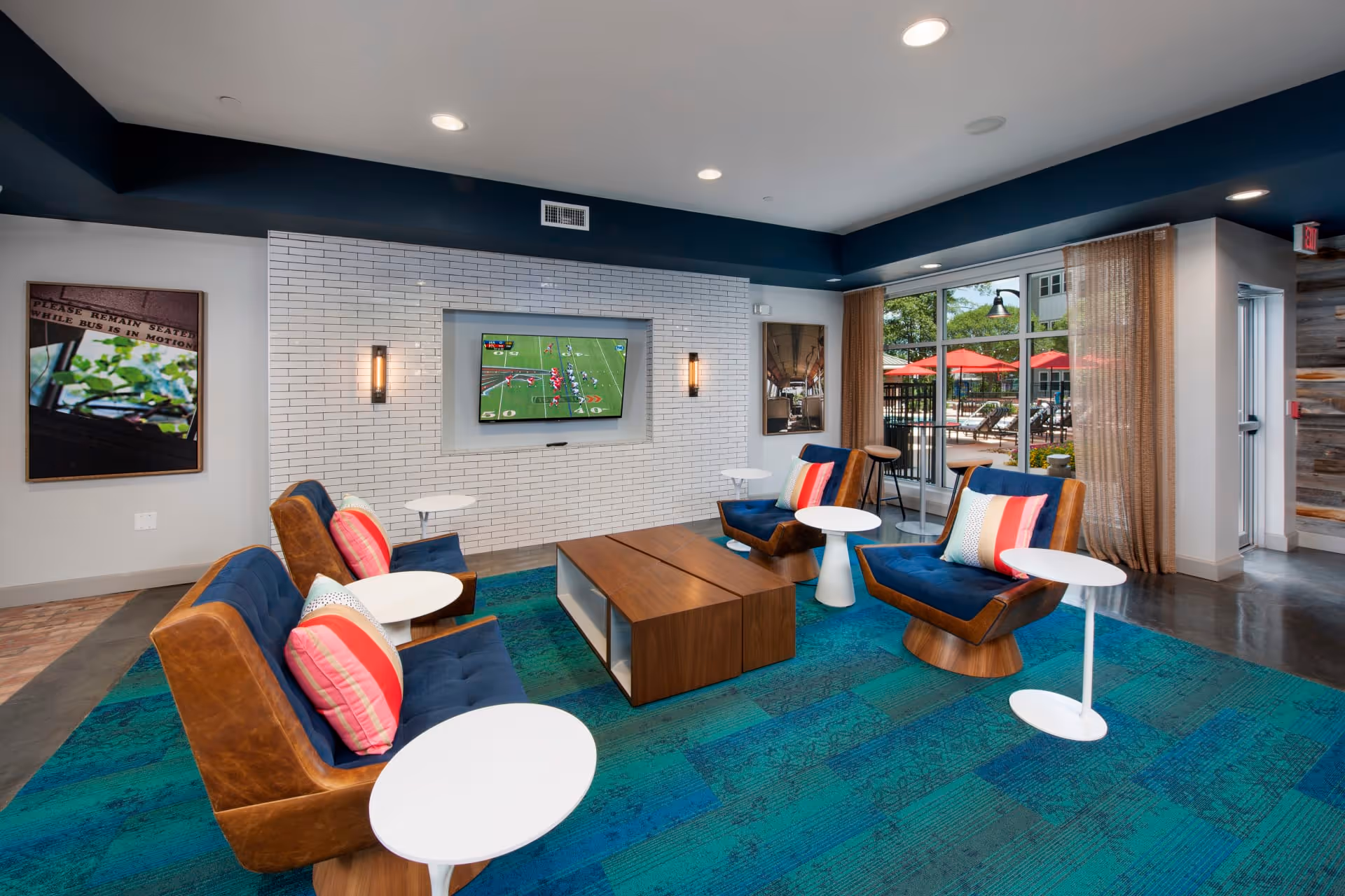 Clubhouse interior 03