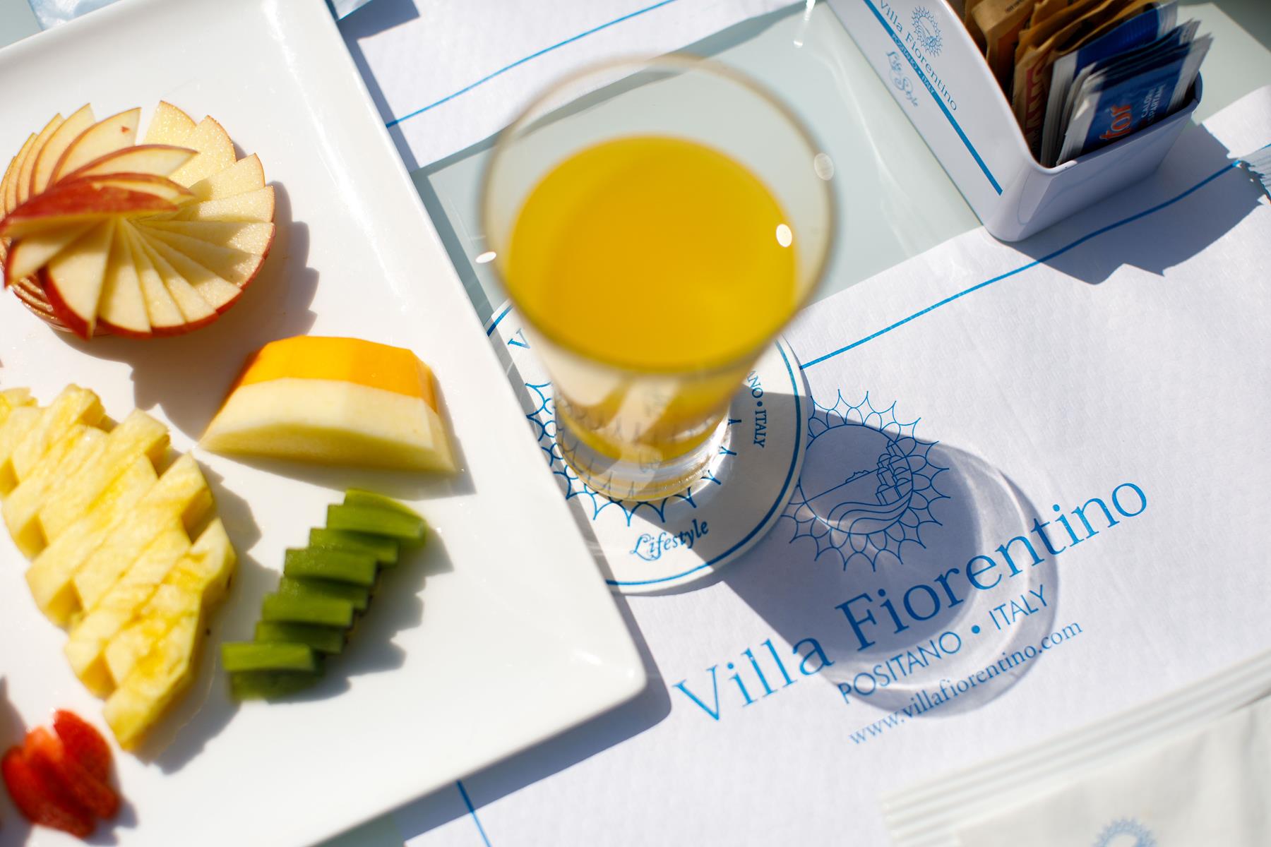 Fresh fruit and juice breakfast at Villa Fiorentino