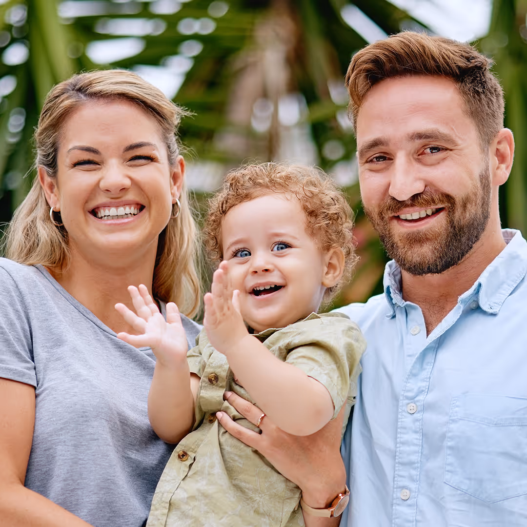 smiling family. Parsons Empowerment. Mental health therapy and counseling for trauma and grief in North Richland Hills TX