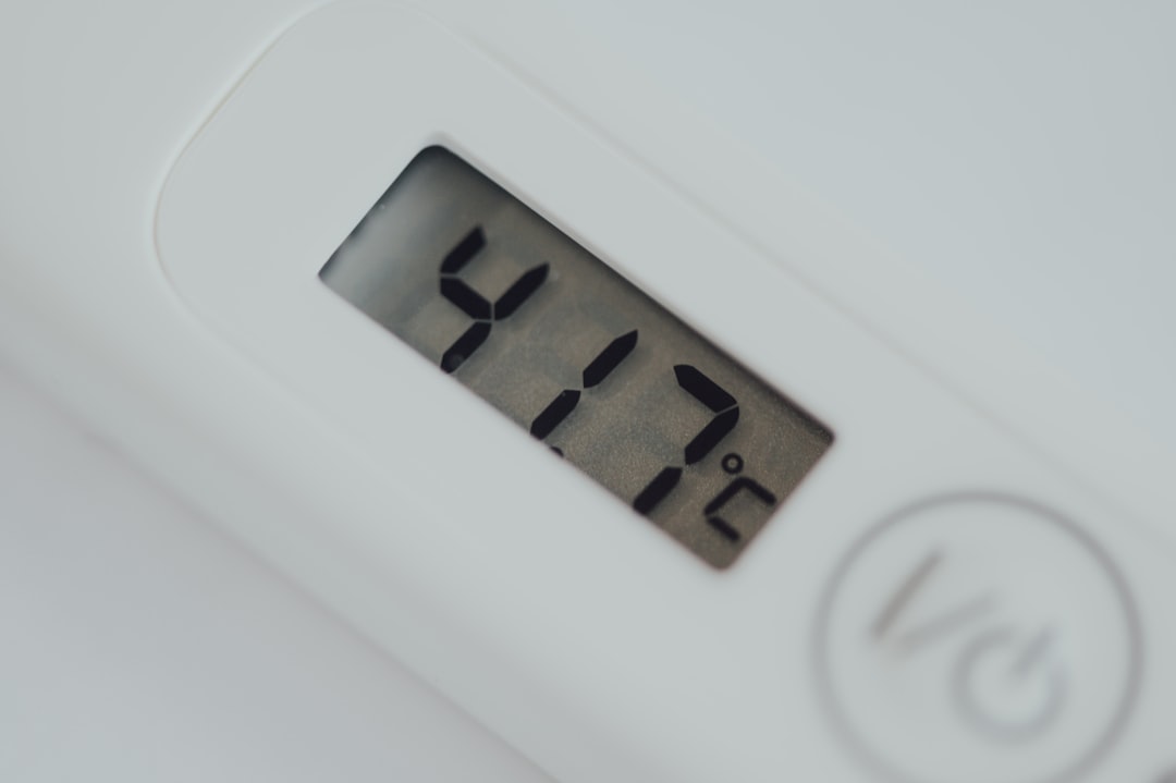 Cold Snap? How to Use Your Heat Pump's Emergency Heat Wisely