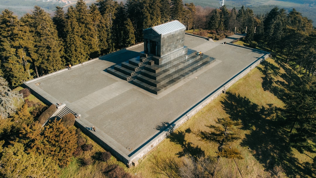 commercial building in Sisters Oregon - commercial heat pump in sisters, or