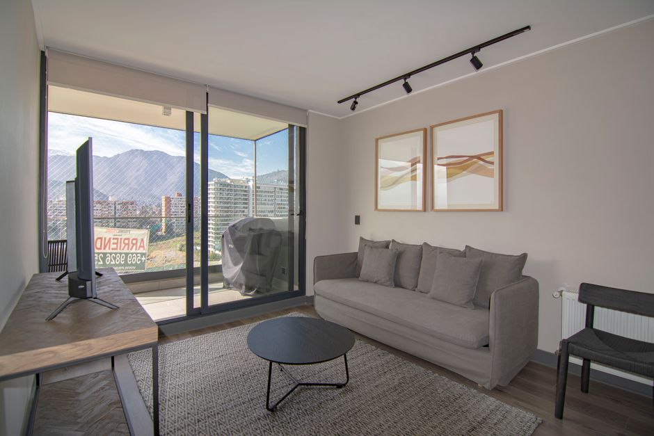 Modern living room with winter view in Bend Oregon - emergency heat pump service in bend, or