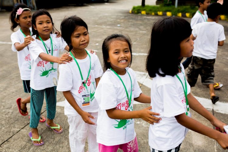 A Typical Day at Kids Camp