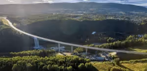 Randselva Bridge in Honefoss