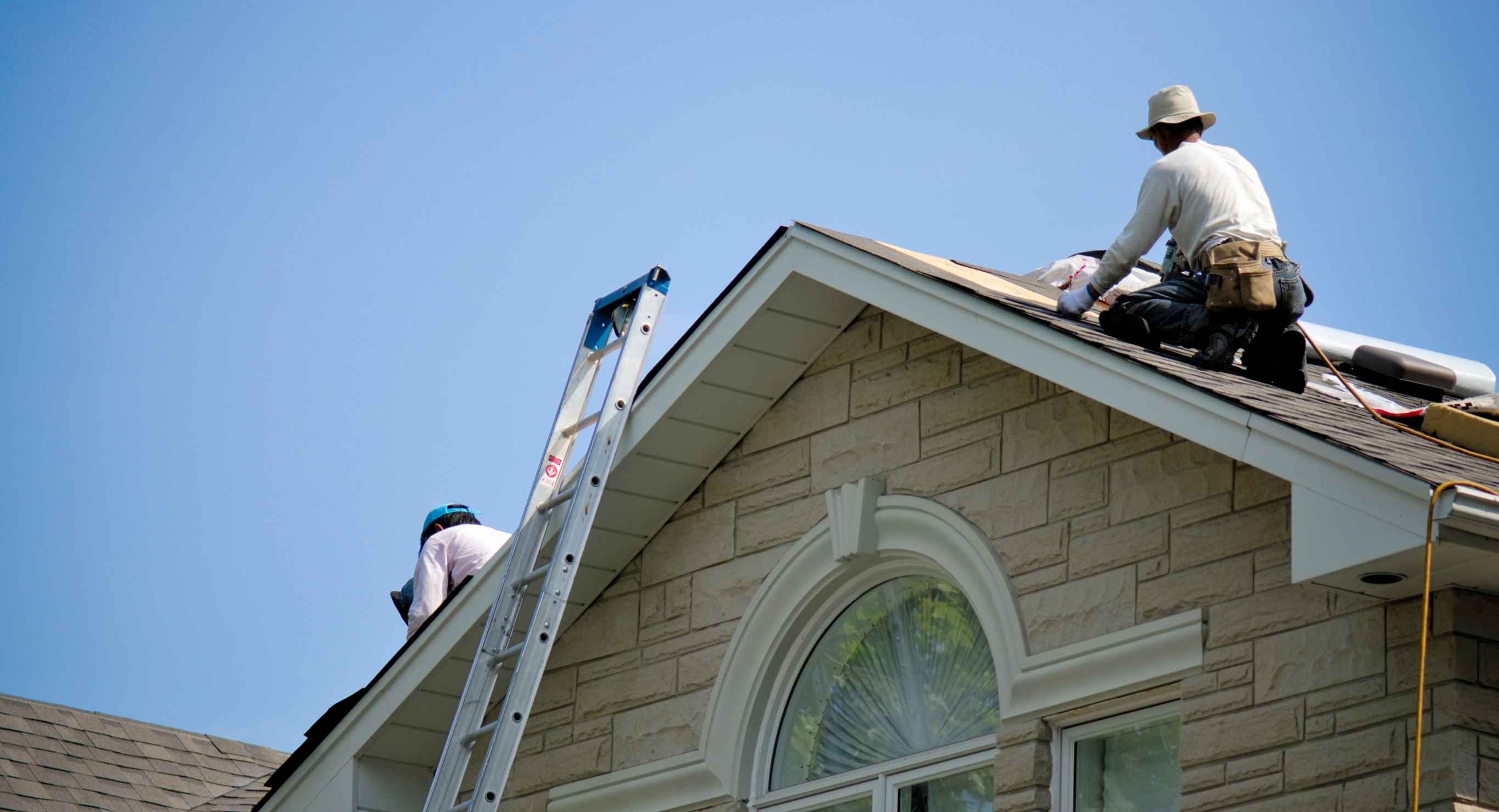 How much does a new roof or a roof replacement cost?