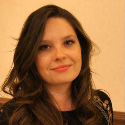Person with recommendations 