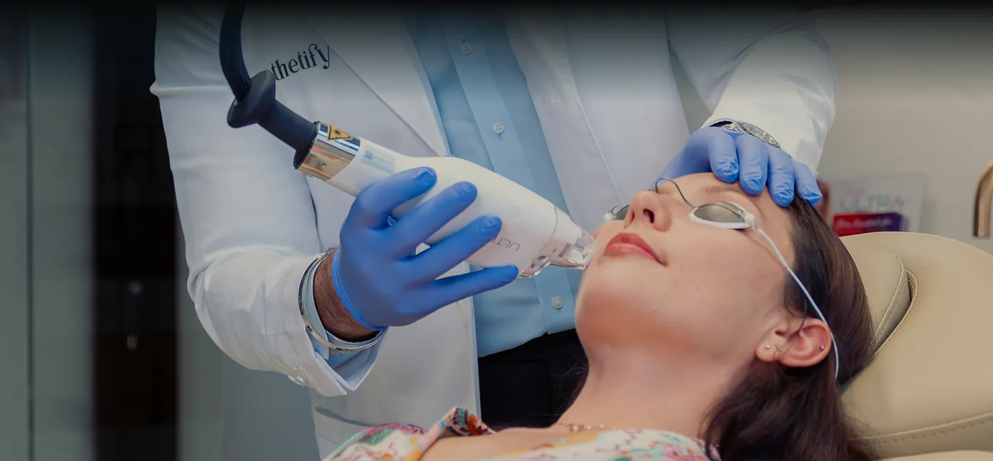 LASEMD Ultra 1927 nm laser treatment at AlyneMD