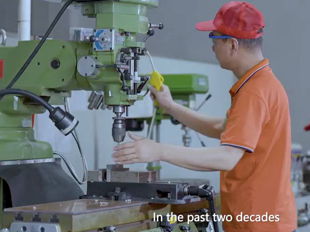 Plastic mold machining workshop in China toy manufacturing factory