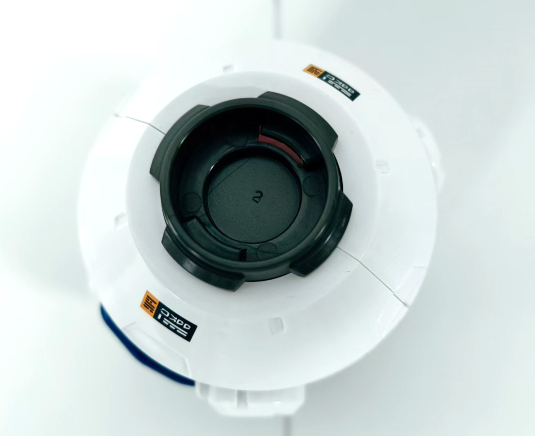 Aerospace Dragon capsule toy with circular top hatch structure