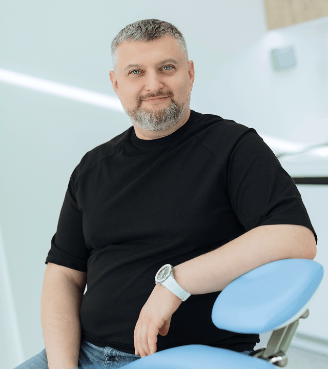 Ростислав Довбенко, лікар ортодонт
