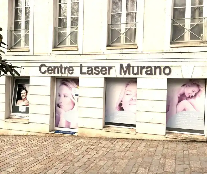 linéaire de vitrine de centre laser murano melun