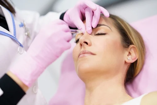 La Rhinoplastie médicale aux centres laser murano