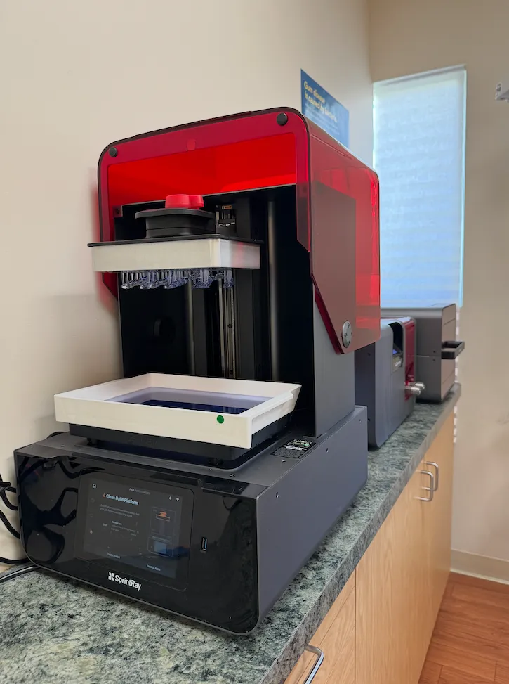 In-office SprintRay 3D printing setup for fast and accurate dental restorations