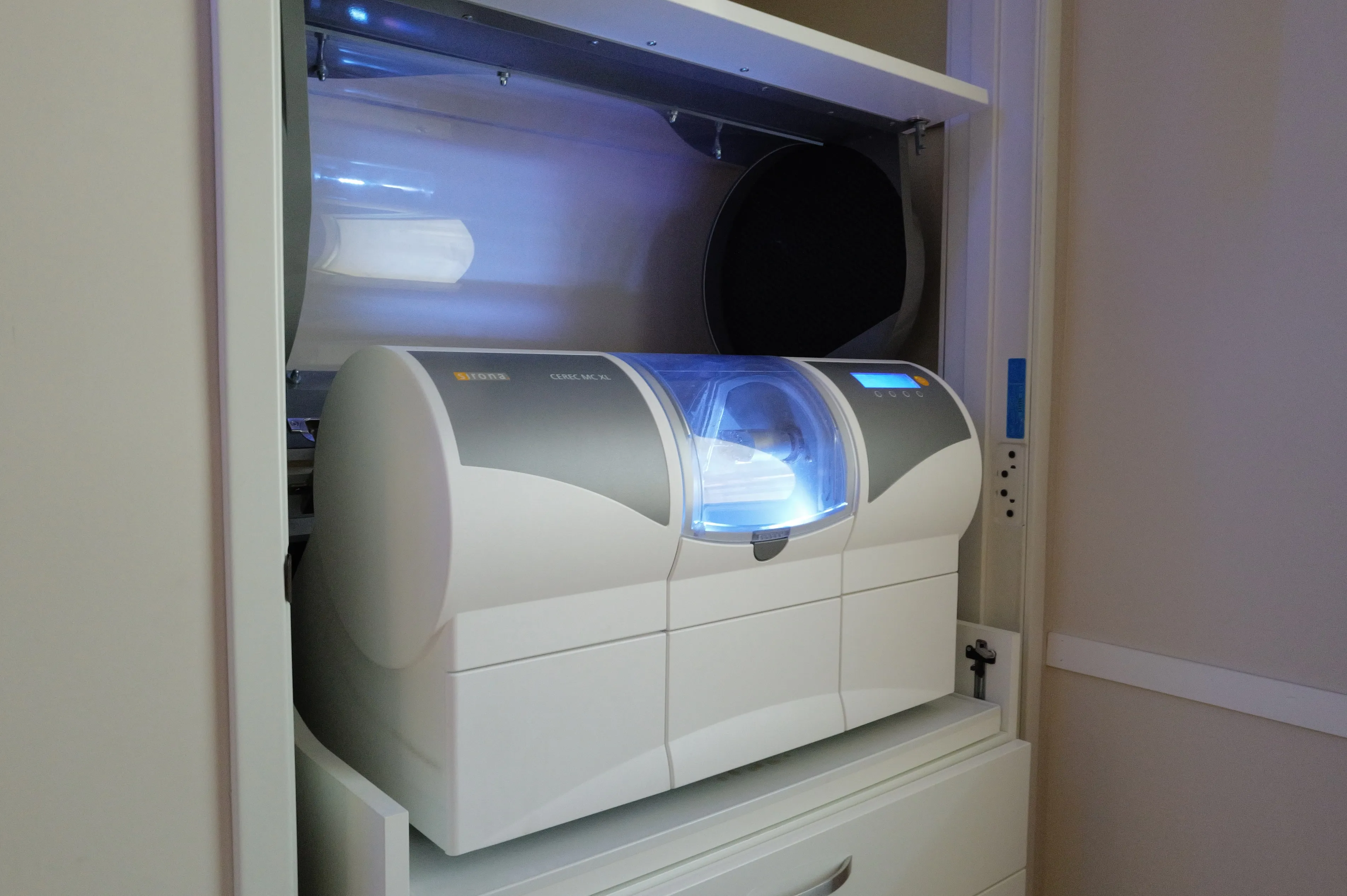 State-of-the-art CEREC milling unit at Legacy Dental Pasadena used for same-day crowns, inlays, and custom ceramic restorations
