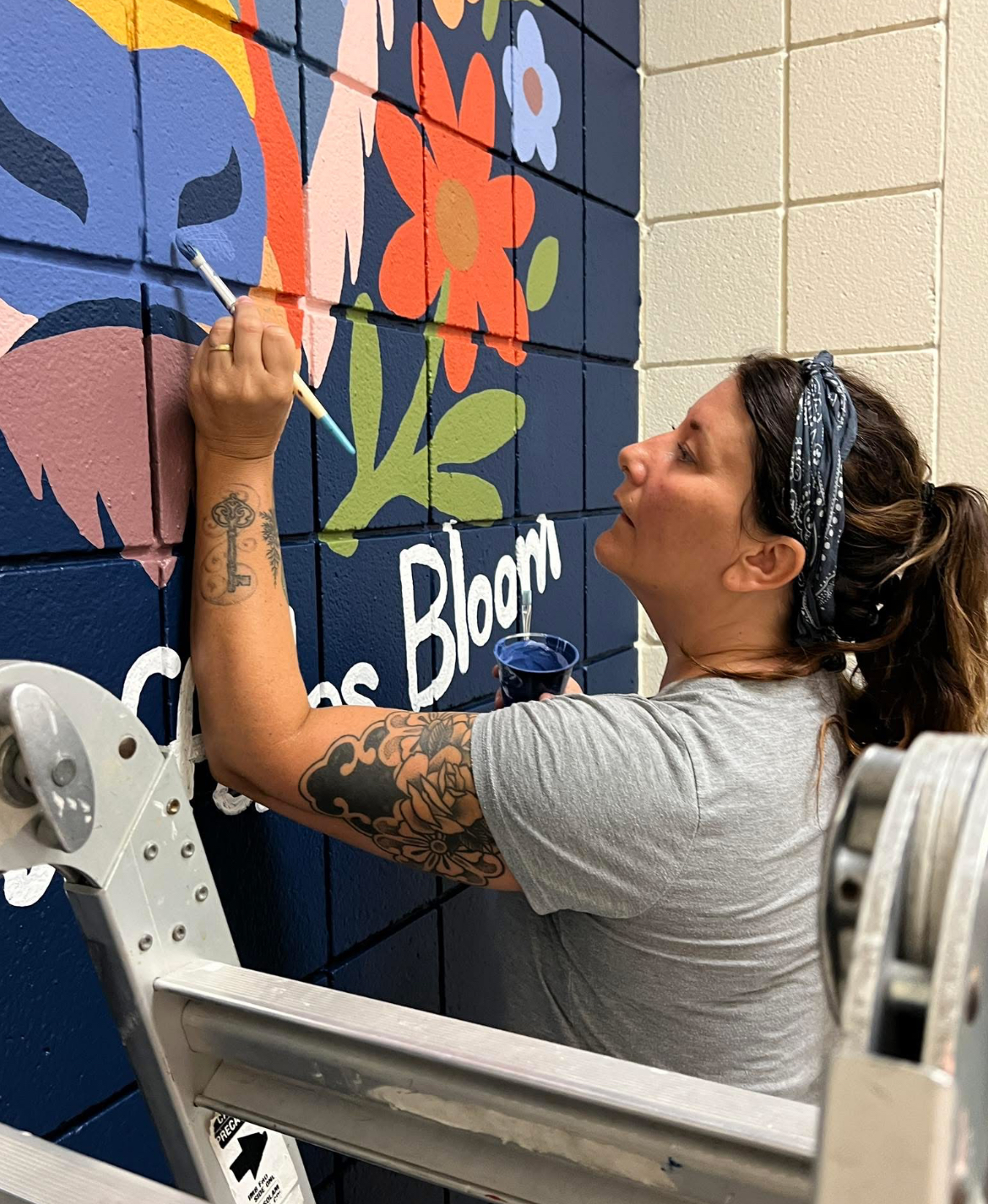 image of volunteer in action