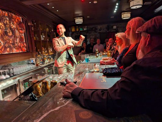 Cocktails and Magic at Spellbound on Sun Princess