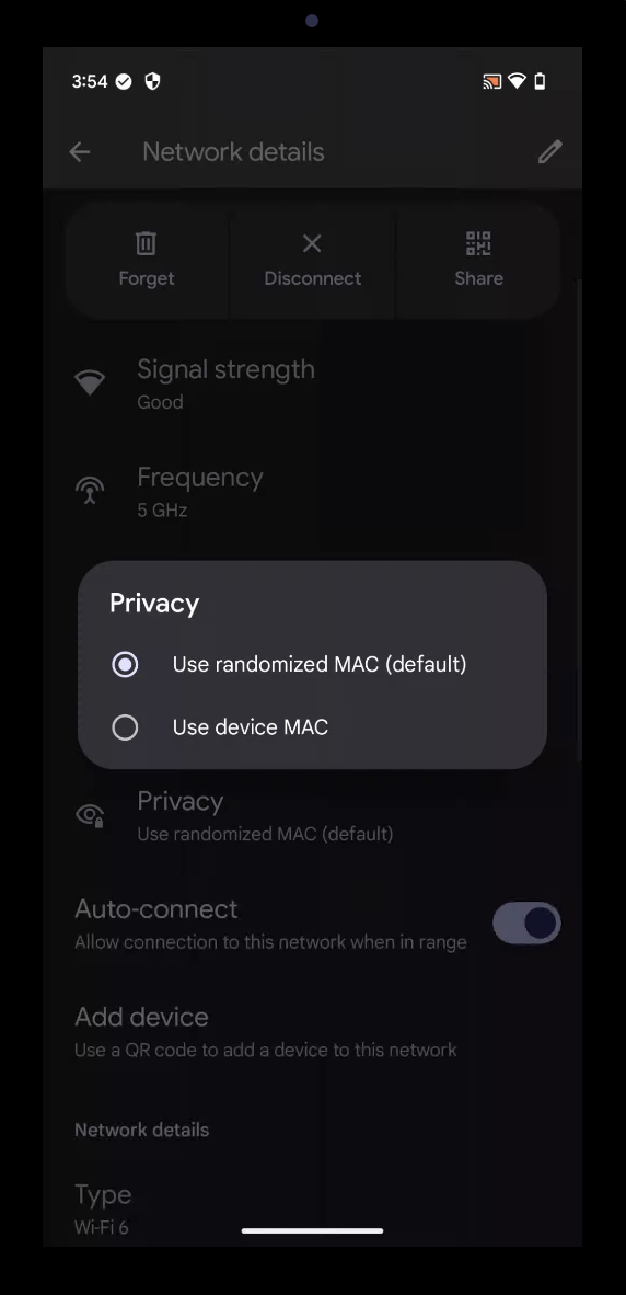 Privacy settings: Use randomized MAC (default)