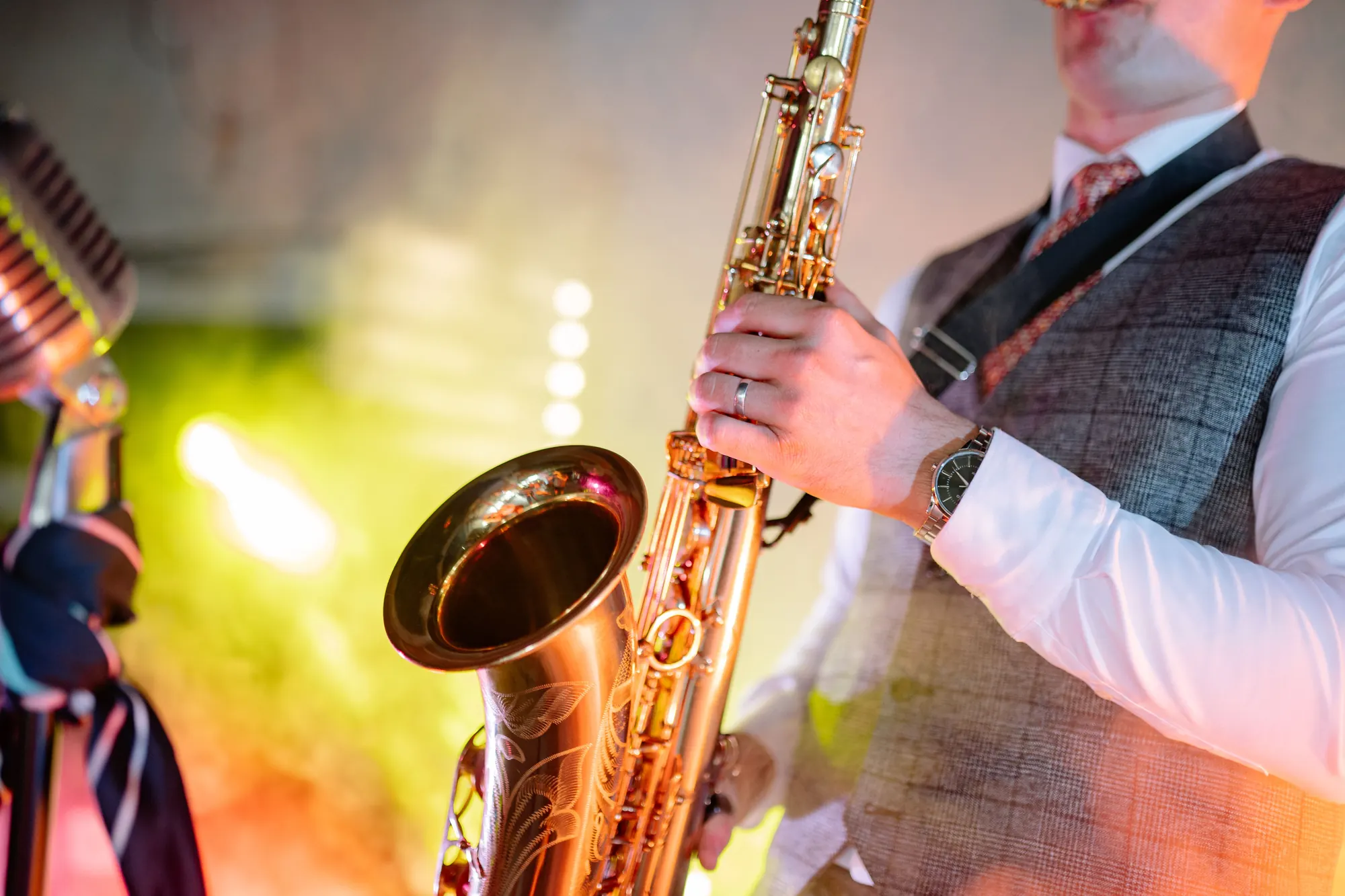 DJ met Saxofonist