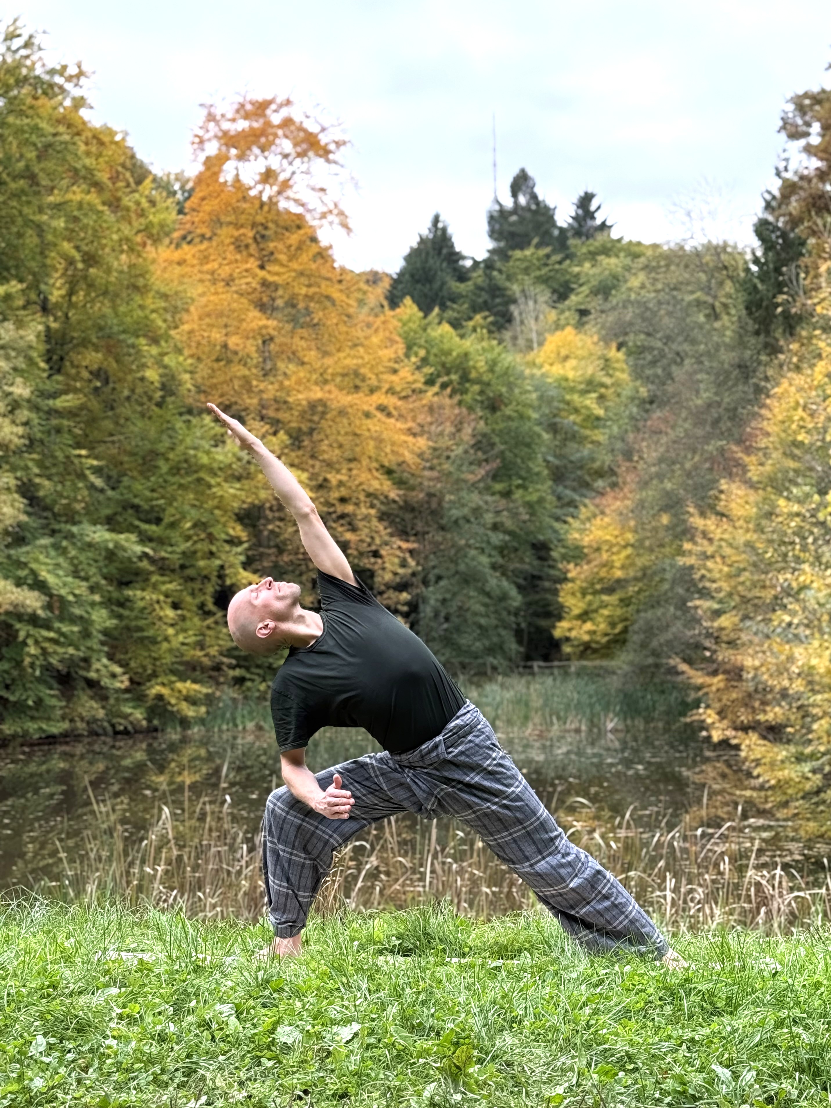 Yog-A-lex: Ashtanga Yoga am Seeufer – Einzelunterricht in freier Umgebung