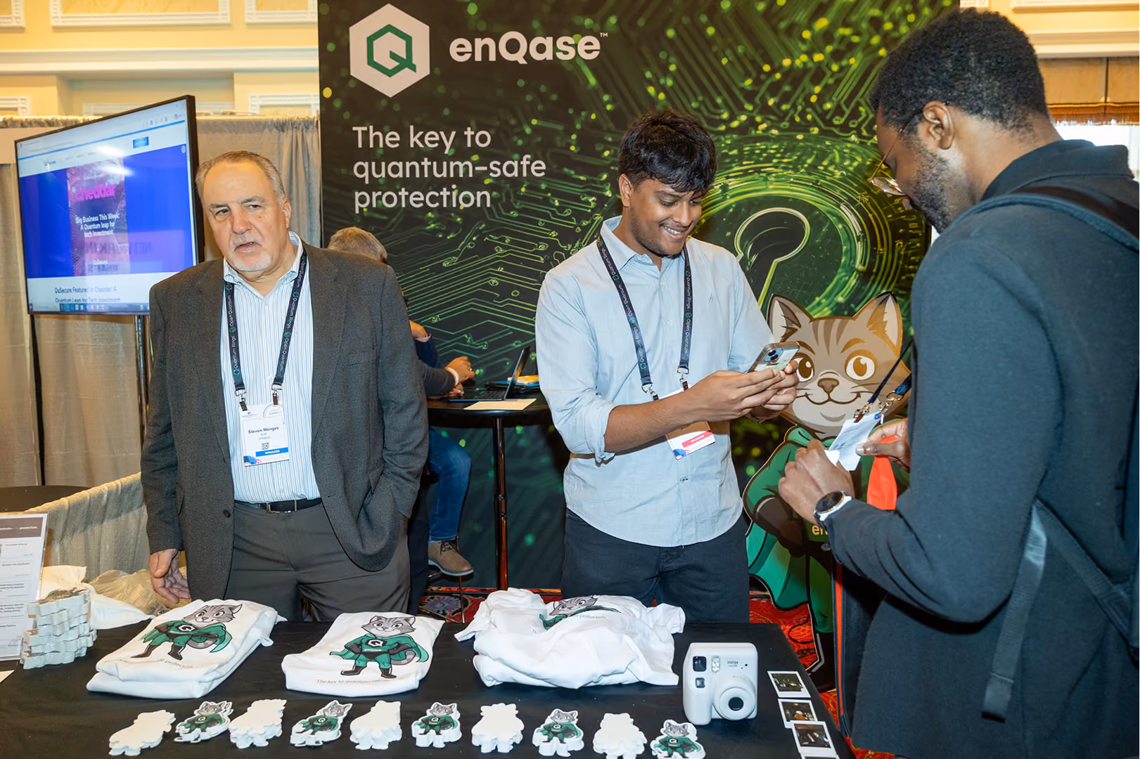 Hardware demo table