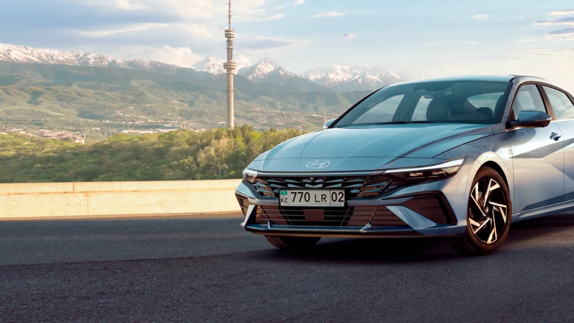 Hyundai Elantra in Almaty city