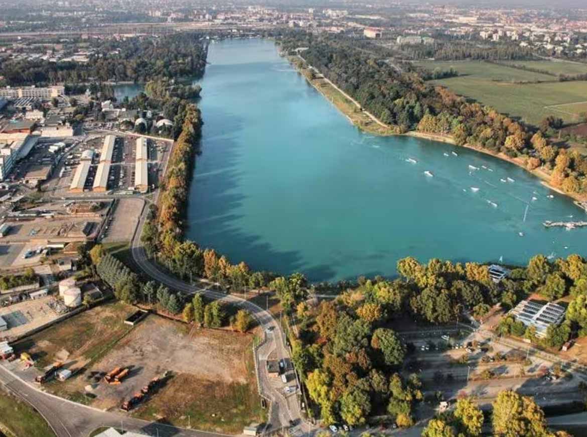 Idroscalo (the “sea of Milan”)