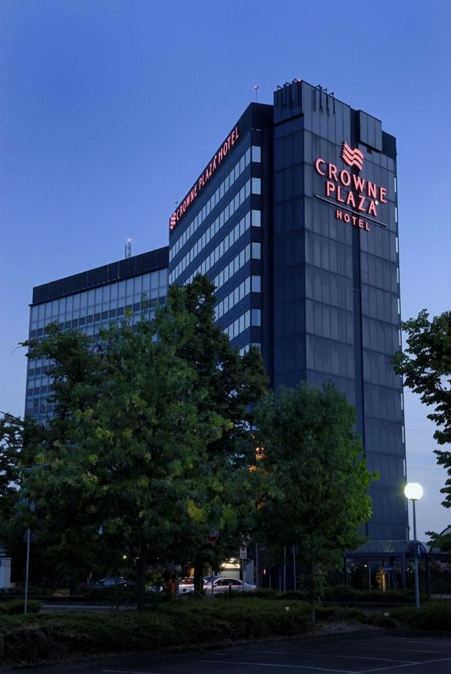 Crowne Plaza