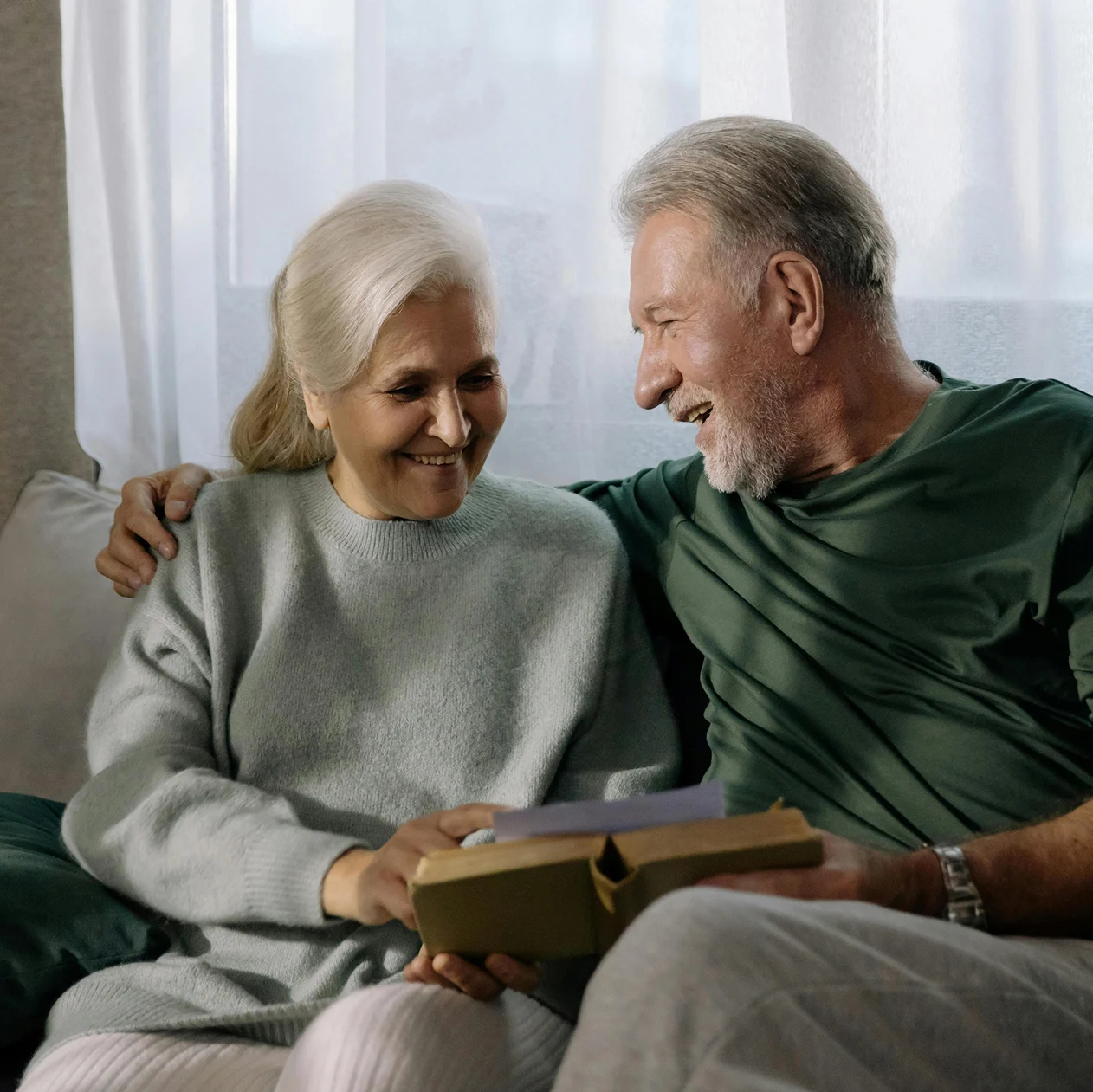 Service hover in image