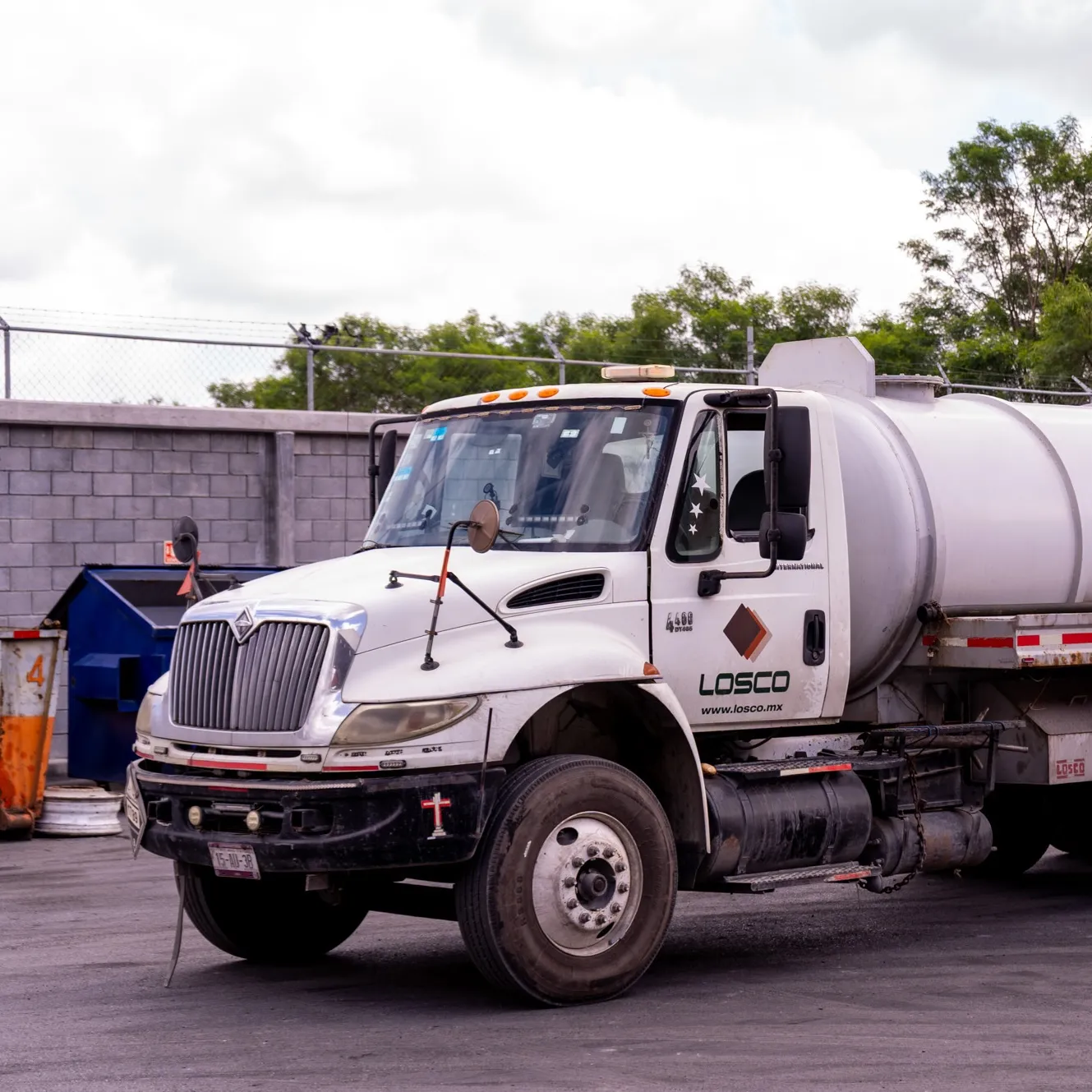 Servicio Transporte de Material Peligroso