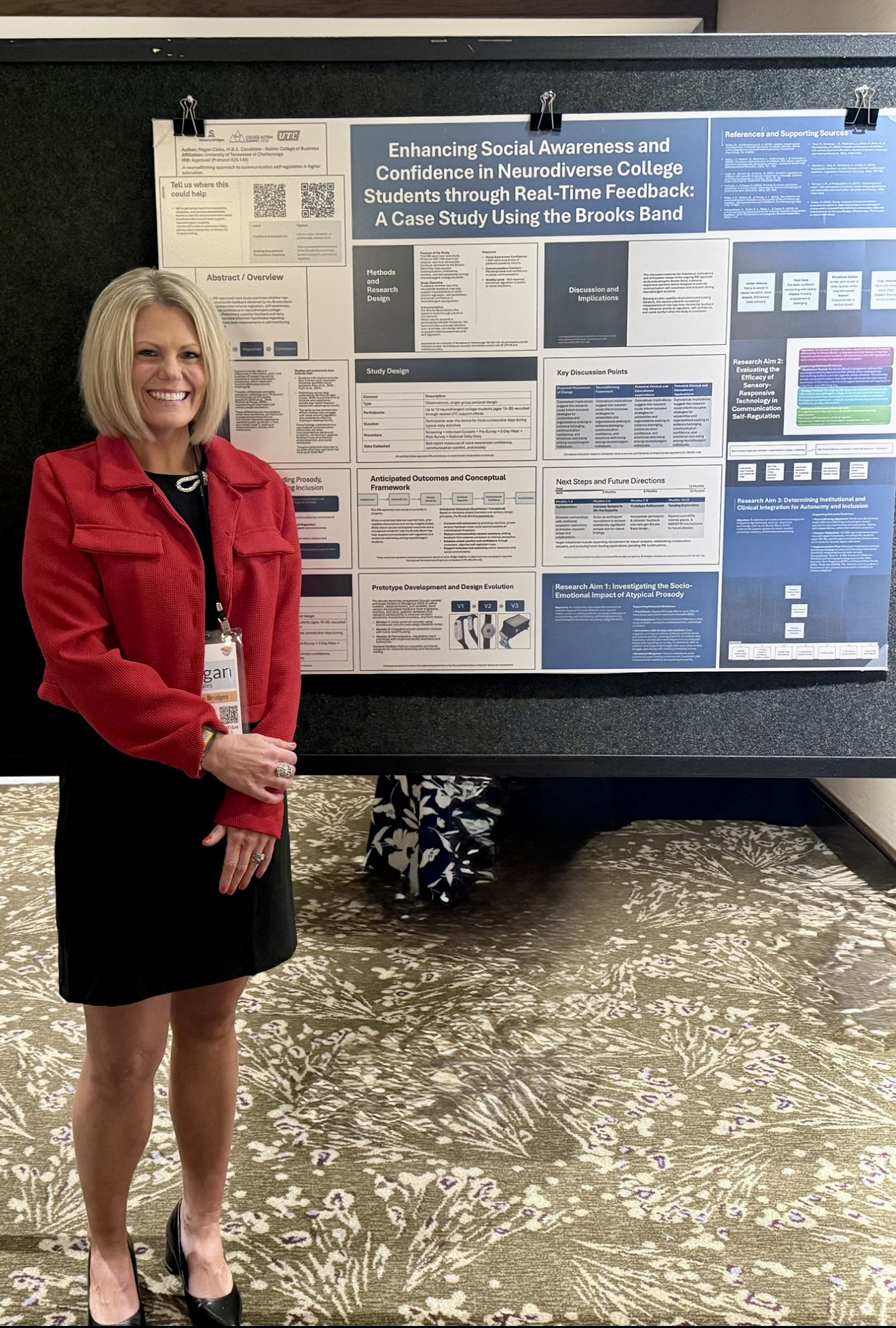 Megan Cales presenting Sensory Bridges research at a conference