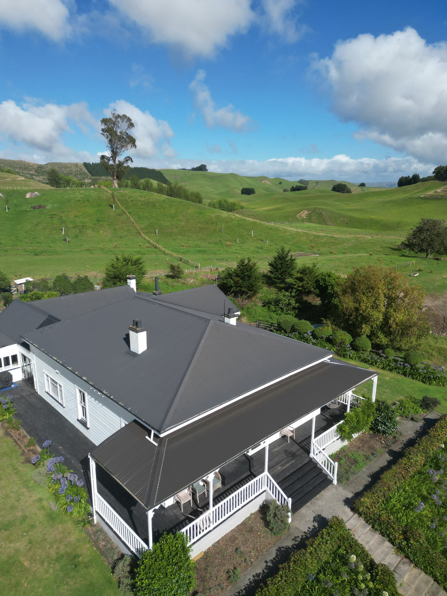 Roof Guru are Roof Restoration Experts in Hawke's Bay NZ.