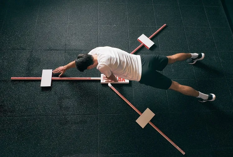 КОМПЛЕКСНЕ ОБСТЕЖЕННЯ СПОРТСМЕНІВ. Наші програми розроблені, щоб допомогти тобі на різних етапах твого спортивного та активного життя.