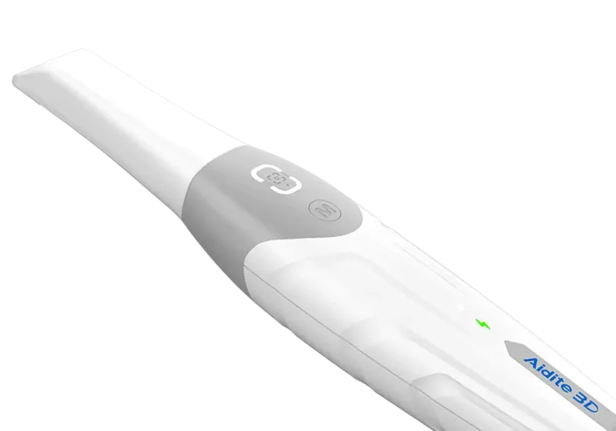 White and gray handheld dental 3D scanner labeled Aidite 3D with illuminated indicators.