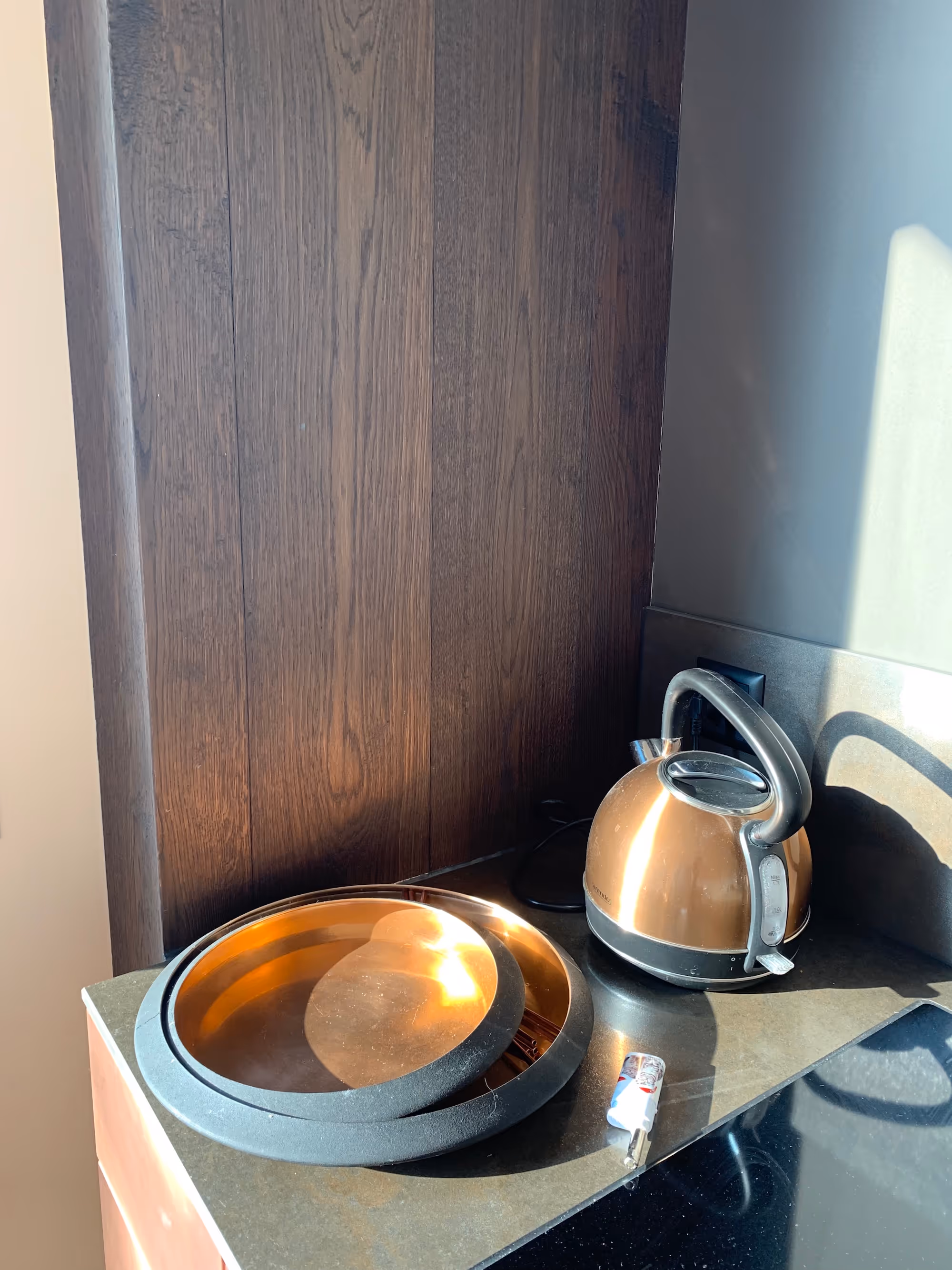 Aufstockung EFH – Attikageschoss für Sitzung, Arbeit und Geselligkeit