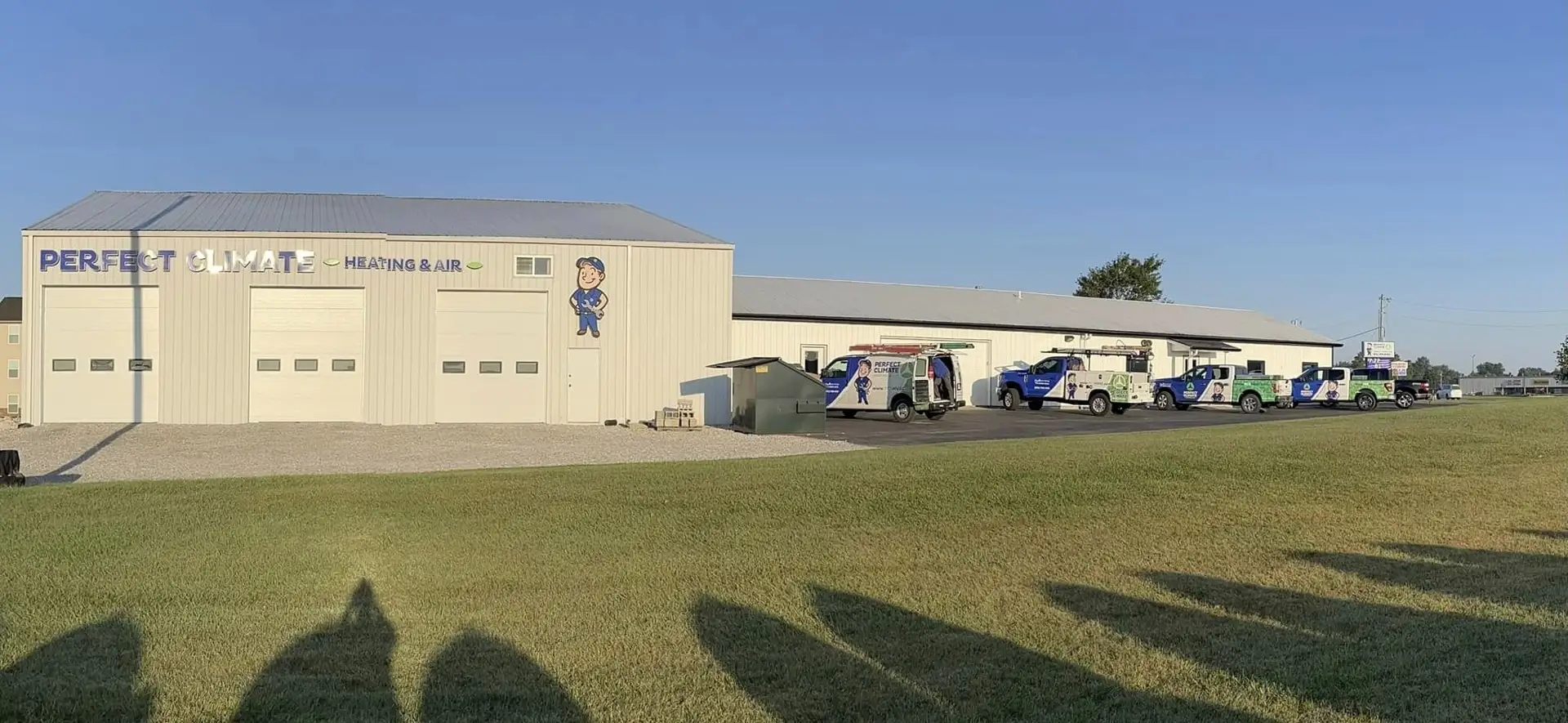 Infographic showing top AC installation providers in Haubstadt IN with service types and contact details - "I need to find a