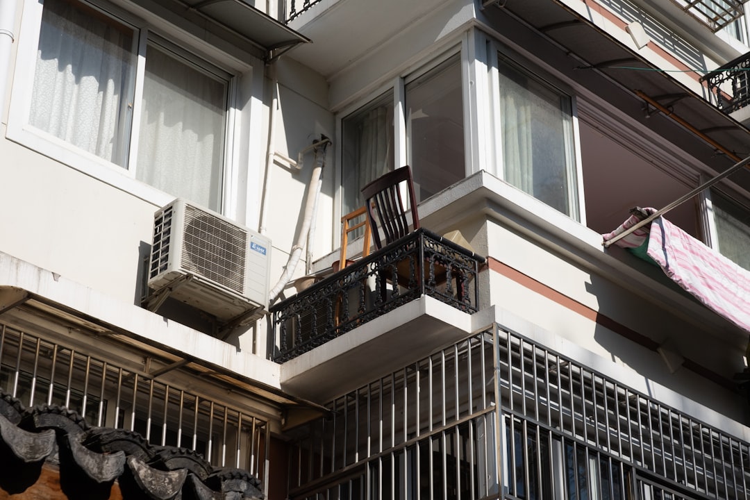 The Grumble in the Jungle: Troubleshooting Your Mount Carmel AC