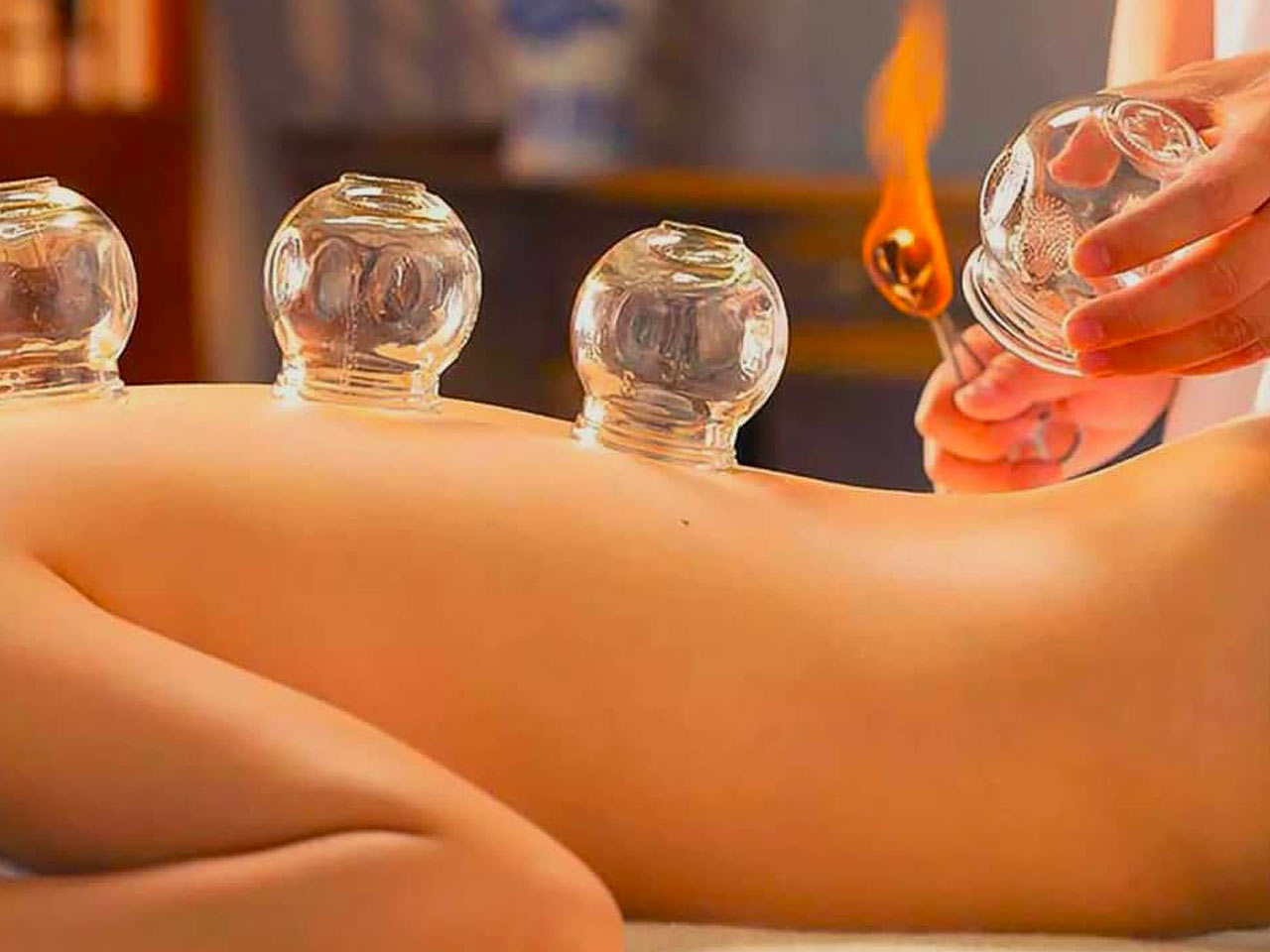 Nowoczesna Terapia Bańkowa w HOLISTIC MED™