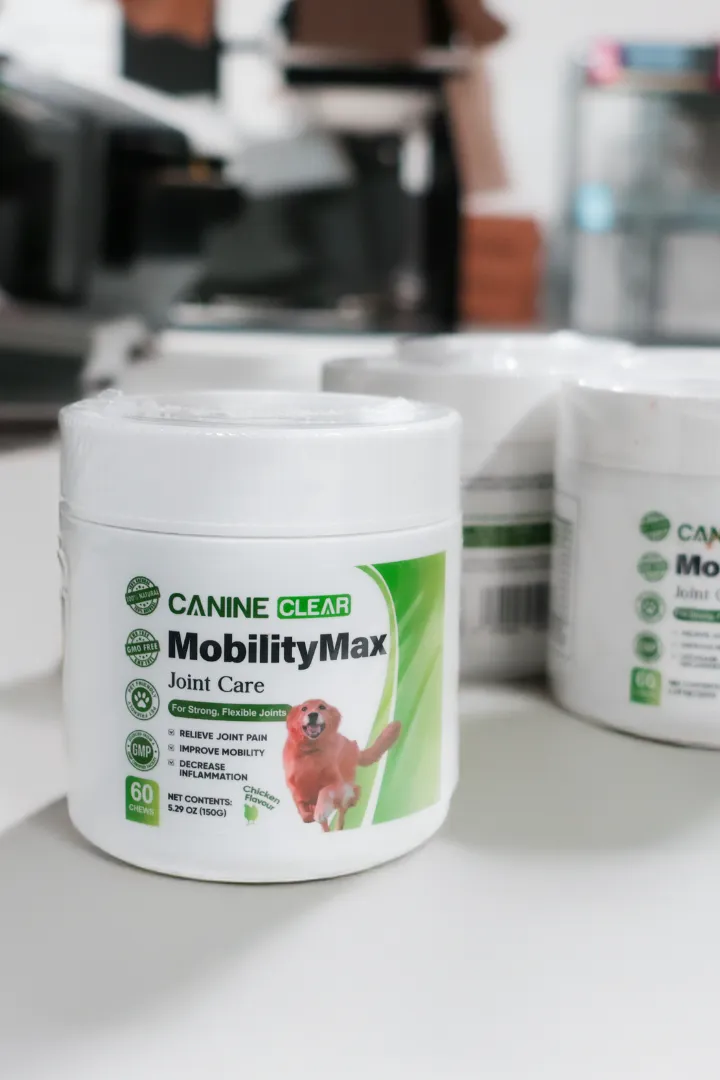 Main Image - Packing Canine Clear