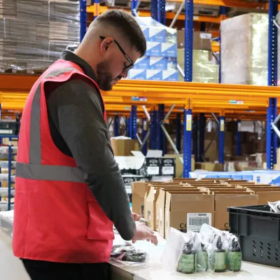 Contract Packing - Image 1