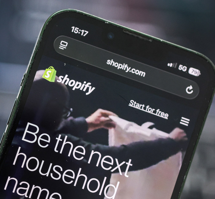  Shopify - Image of  phone