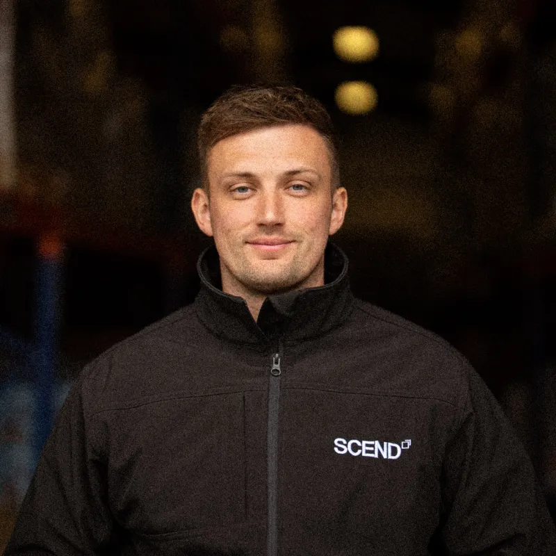 Alex Harlow Headshot 