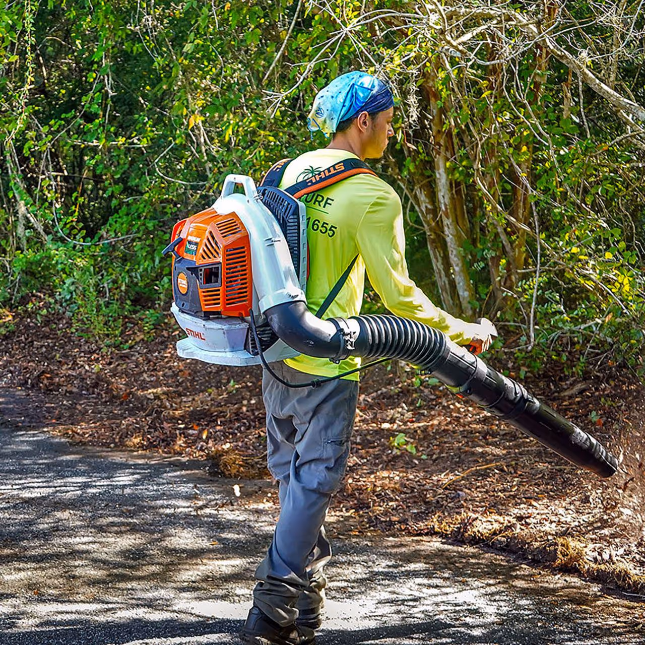 Commercial property lawn maintenance by Tru Turf Pros near me in Tampa Bay