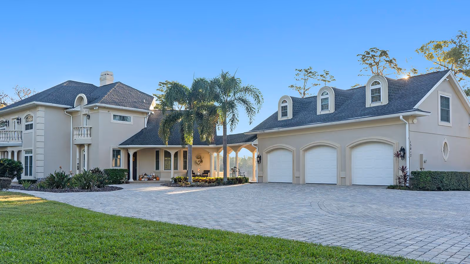 Tru Turf Pros landscaping team mowing large estate in Keystone Florida