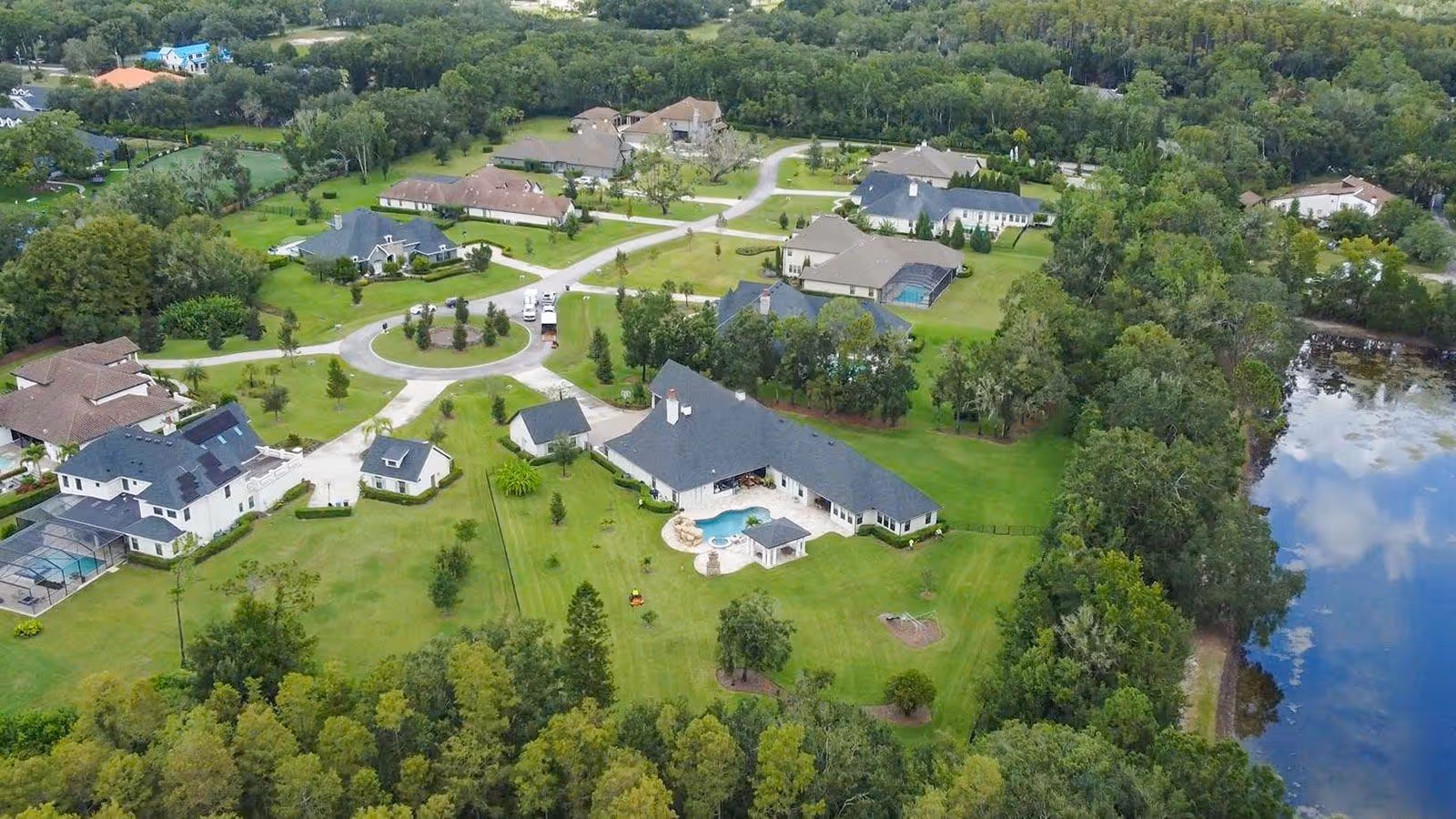 Aerial photo of Tru Turf Pros lawn care project in Land O’Lakes Florida