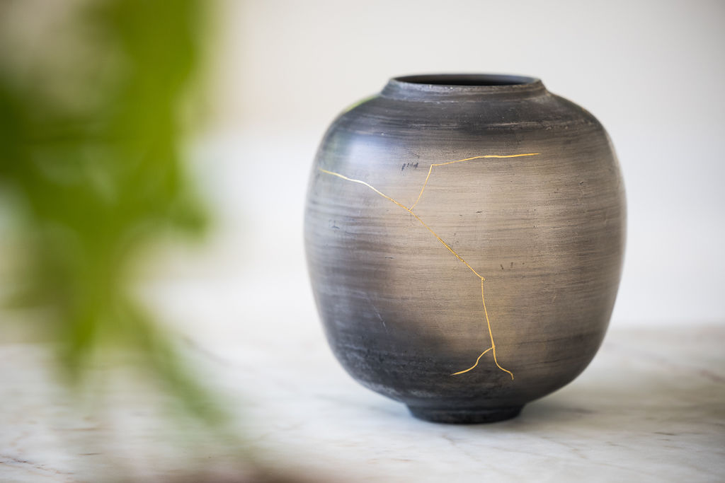 Karen Swami Ceramic Art – Touareg Series – Wheelthrown Stoneware, Smoke Fired, One of a Kind. Sold. 