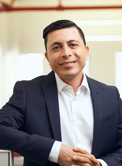 The biography image of Romero Alvarez.